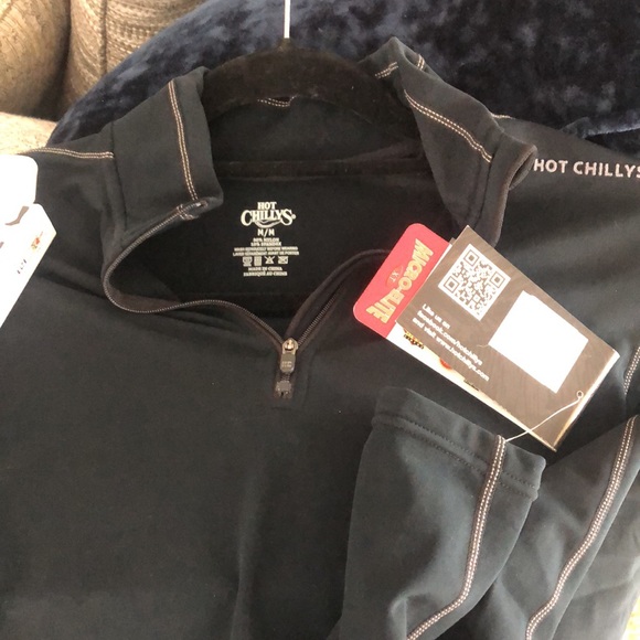 Package ..Ladies Ski Jacket,pants,socks,gloves,hot chiles base layers, goggles - Picture 5 of 15